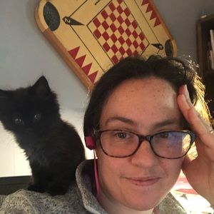 Meet your Posher, Laura